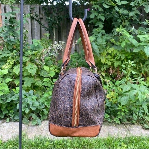 Calvin Klein Brown & Tan Signature Vinyl Handbag - Picture 4 of 12